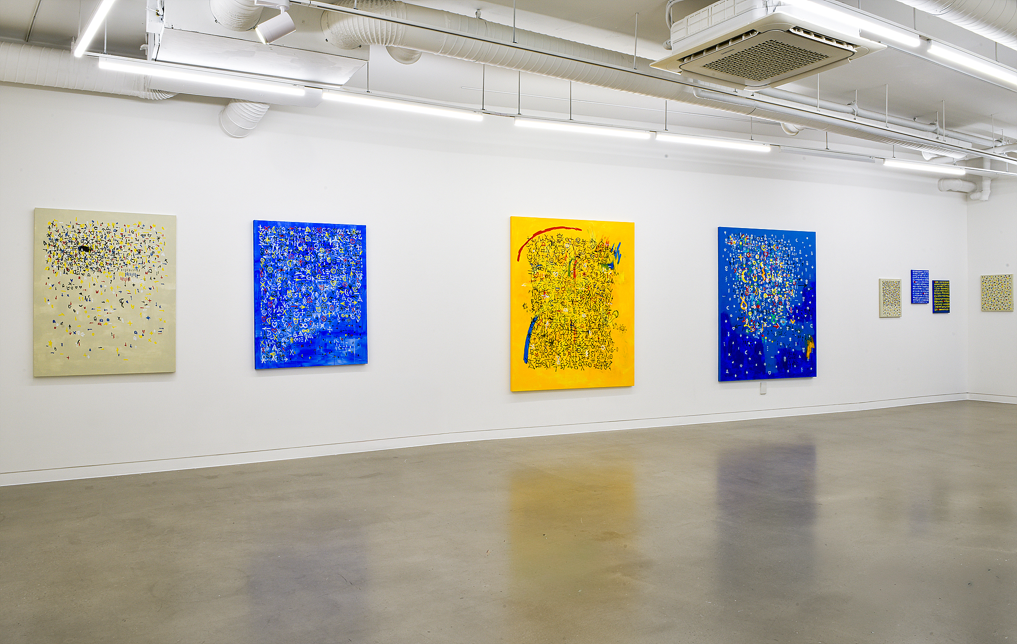 Riojee, Installation View